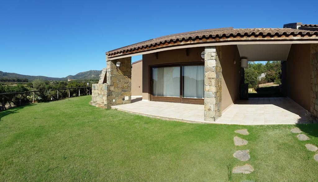 Villa Casa Bithia Chia Exterior foto